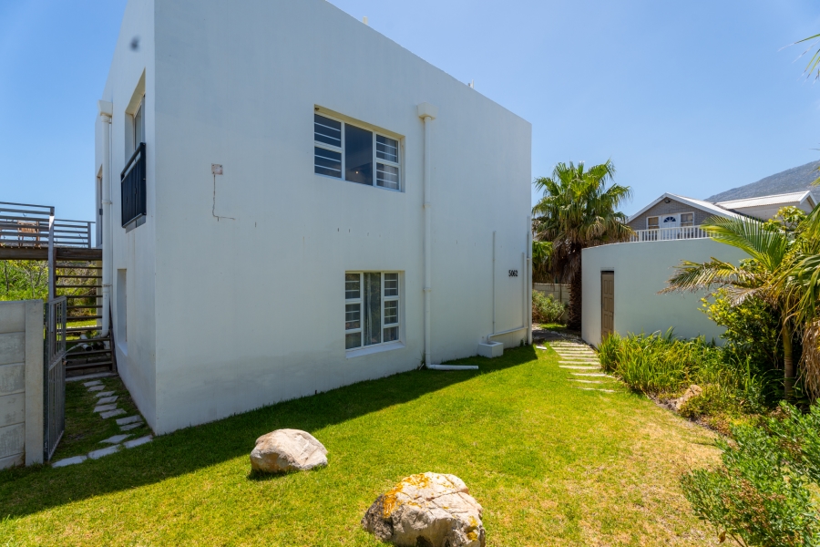 To Let 3 Bedroom Property for Rent in Bettys Bay Western Cape